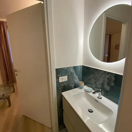 Casa Fata Melania דירה Tavernerio